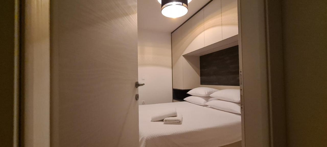 Penthouse Apartman Marcelina In Trogir Exterior foto